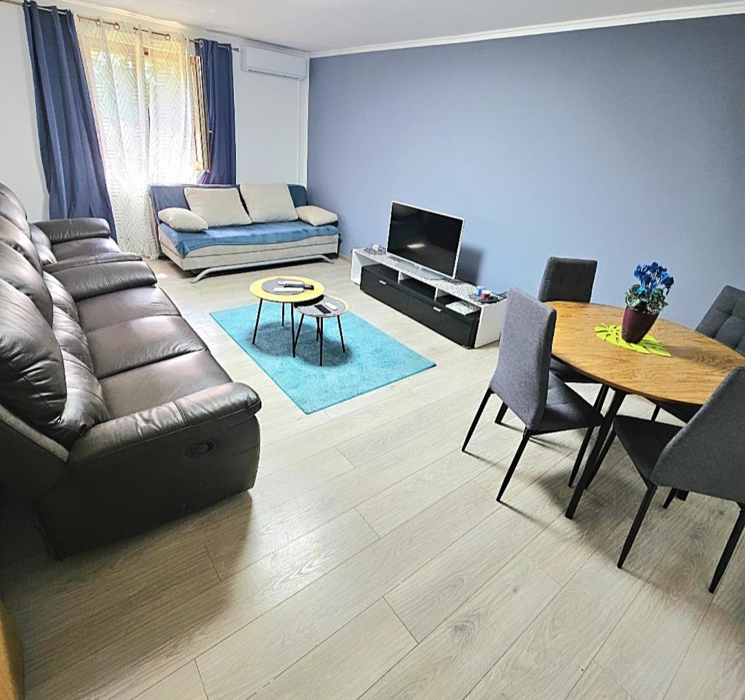 Apartment Miska & Studio Roki Dracevac Bagian luar foto