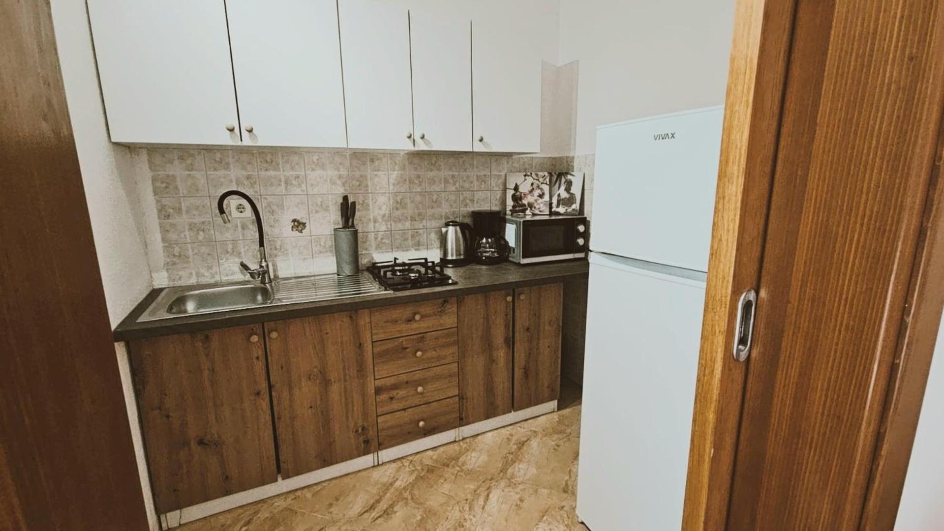 Apartment Miska & Studio Roki Dracevac Bagian luar foto